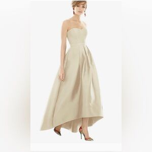 Elegant Strapless Gold Dress